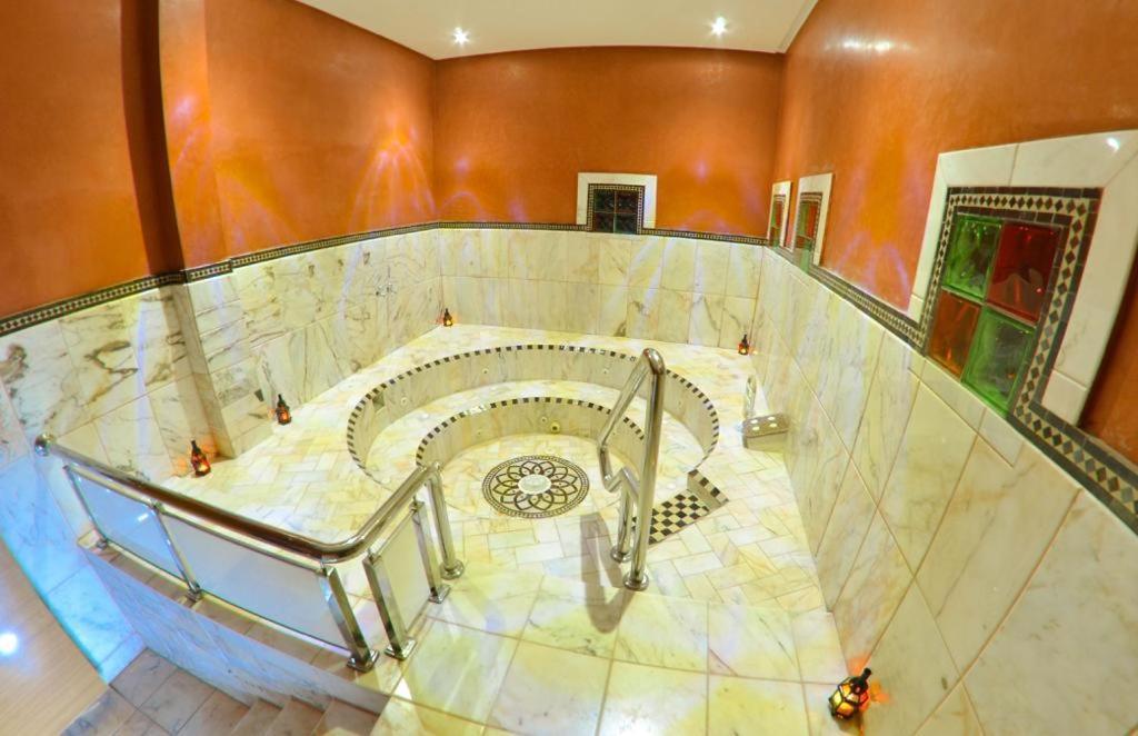 Hotel Al Akha Sidi Harazem 외부 사진